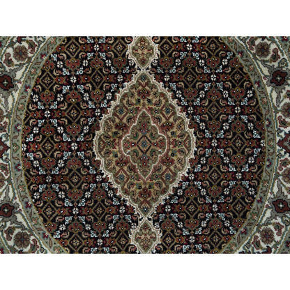 Fine Oriental Wool Hand Knotted Rug Black Vista White 3.3X3.3 -O065783