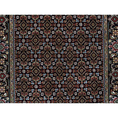Fine Oriental Wool Hand Knotted Rug Black Eerie Black 3.1X5.1 -O065807