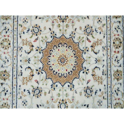 Fine Oriental Wool Hand Knotted Rug Ivory Ivory 2.6X20.6 -O065994