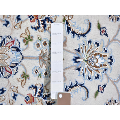 Fine Oriental Wool Hand Knotted Rug Ivory Ivory 6.1X6.1 -O066024