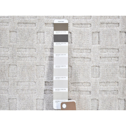 Modern and Contemporary Wool Hand Loomed Rug Ivory No Border 2.1X3.1 -O066157