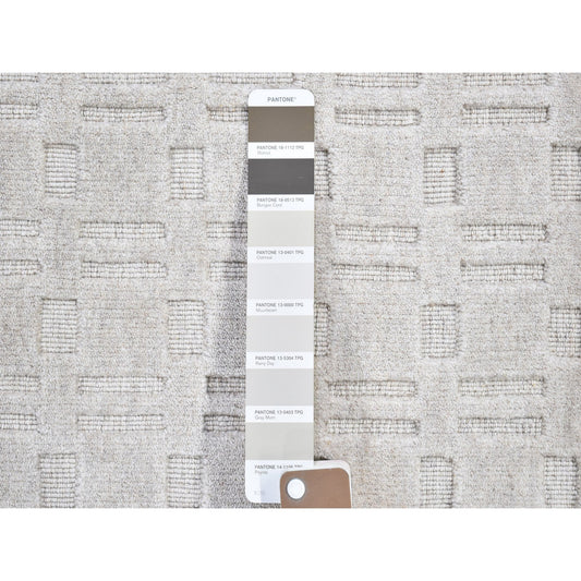 Modern and Contemporary Wool Hand Loomed Rug Ivory No Border 2.1X3.1 -O066157