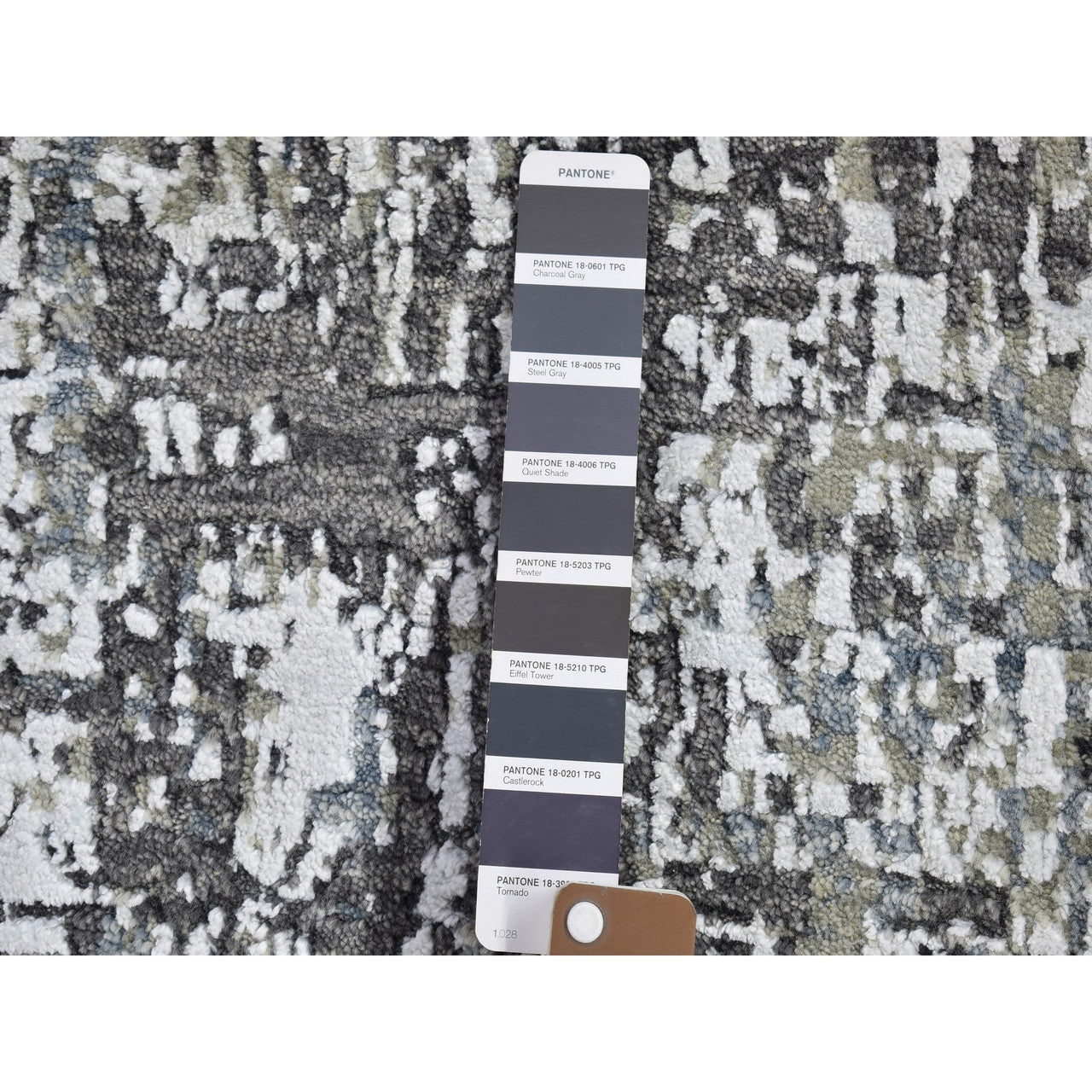 Modern and Contemporary Wool Hand Knotted Rug Grey Not Border 3.1X5.0 -O066545