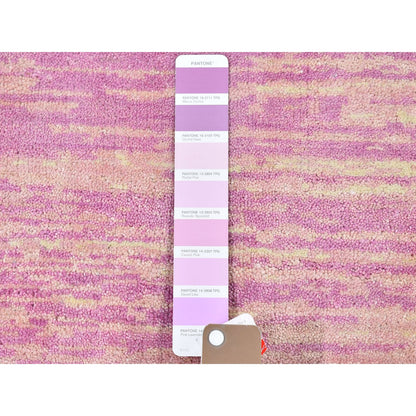 Modern and Contemporary Wool Hand Knotted Rug Pink Not Border 6.1X9.2 -O066697
