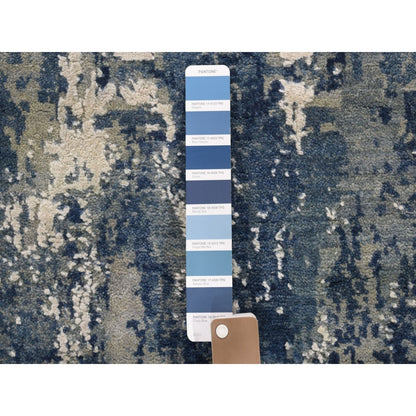 Modern and Contemporary Wool & Pure Silk Hand Knotted Rug Blue No Border 6.2X6.2 -O066717