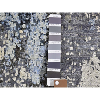 Modern and Contemporary Wool & Silk Hand Knotted Rug Grey No Border 2.6X10.2 -O066776