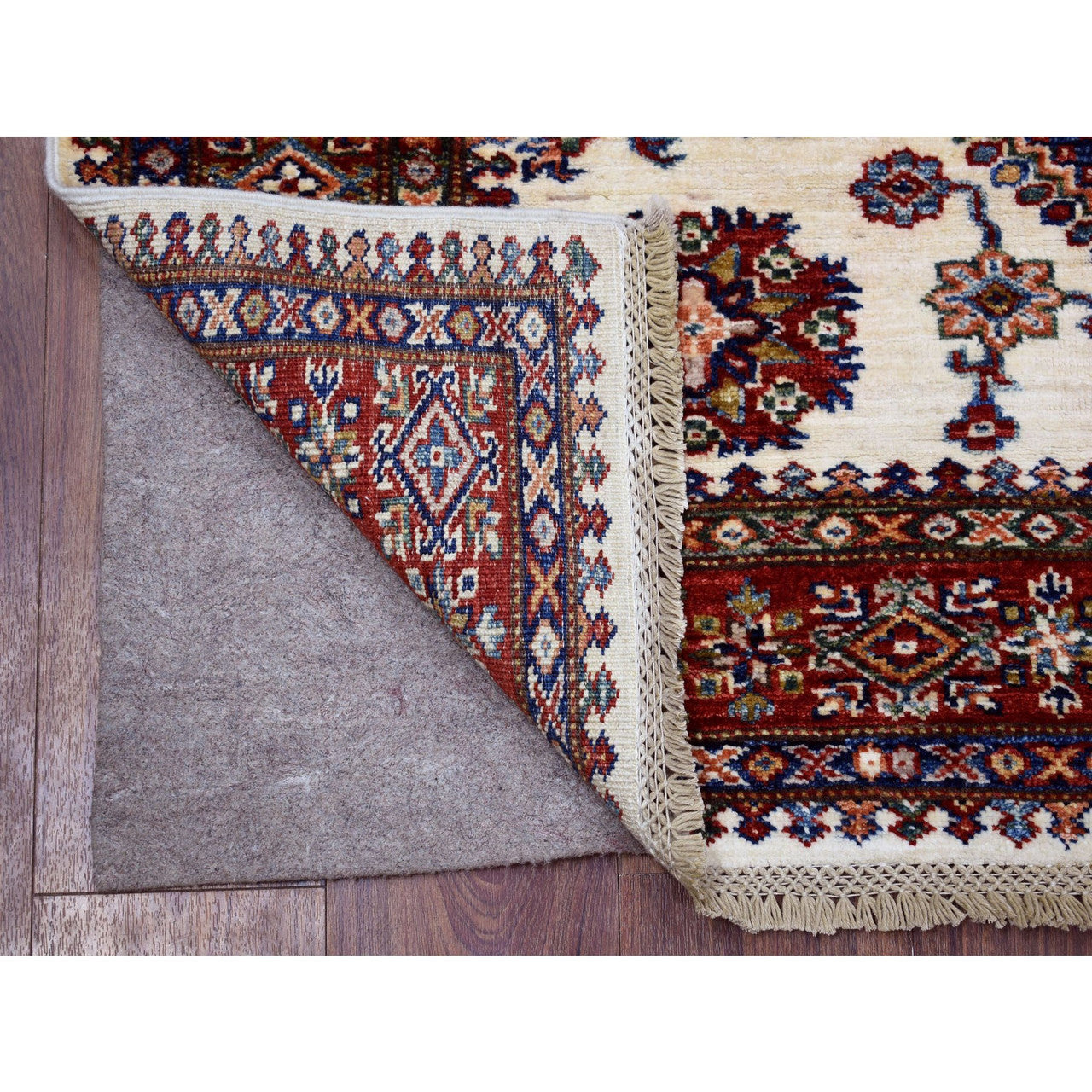 Ivory 3'10" x 5'0" Kazak Hand knotted Wool Rug - Sku: O067723
