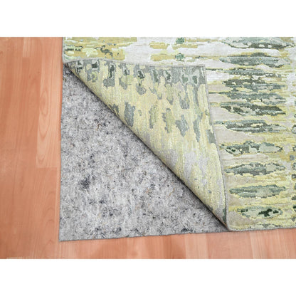 Modern and Contemporary Silk Hand Knotted Rug Green No Border 6.1X9.3 -O075476