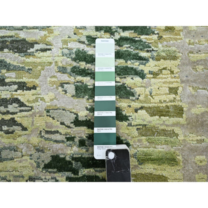 Modern and Contemporary Silk Hand Knotted Rug Green No Border 5.1X7.3 -O075477