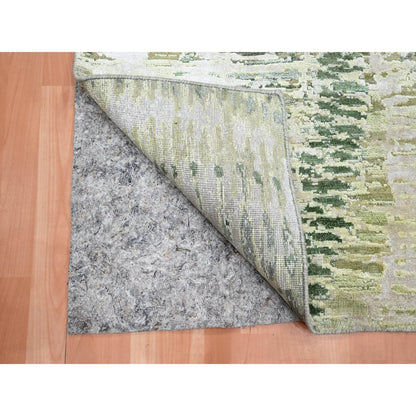 Modern and Contemporary Silk Hand Knotted Rug Green No Border 3.1X5.3 -O075478