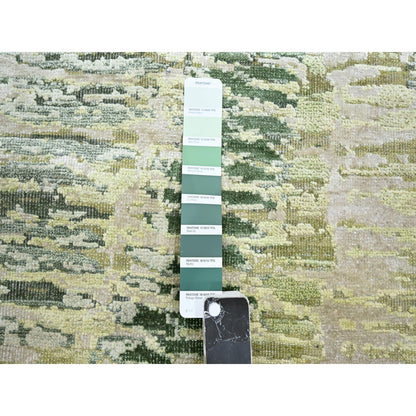 Modern and Contemporary Silk Hand Knotted Rug Green No Border 3.1X5.3 -O075478