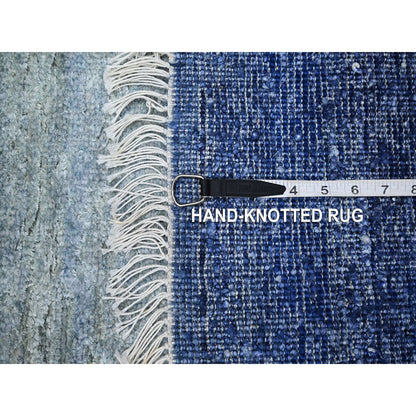 Modern and Contemporary Wool & Pure Silk Hand Knotted Rug Grey No Border 1.0X12.0 -O075497