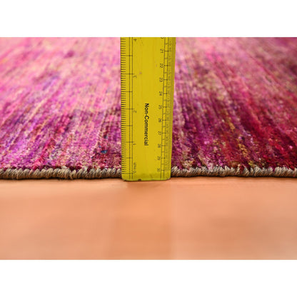 Modern and Contemporary Sari Silk Hand Knotted Rug Pink 4.11x6.10 -O075645