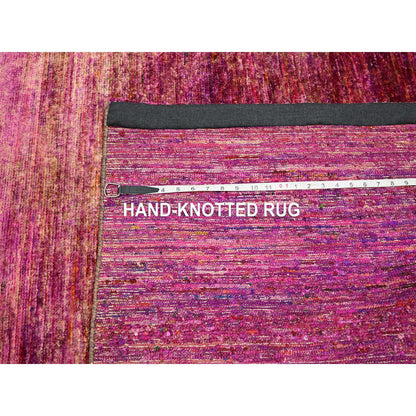 Modern and Contemporary Sari Silk Hand Knotted Rug Pink 4.11x6.10 -O075645