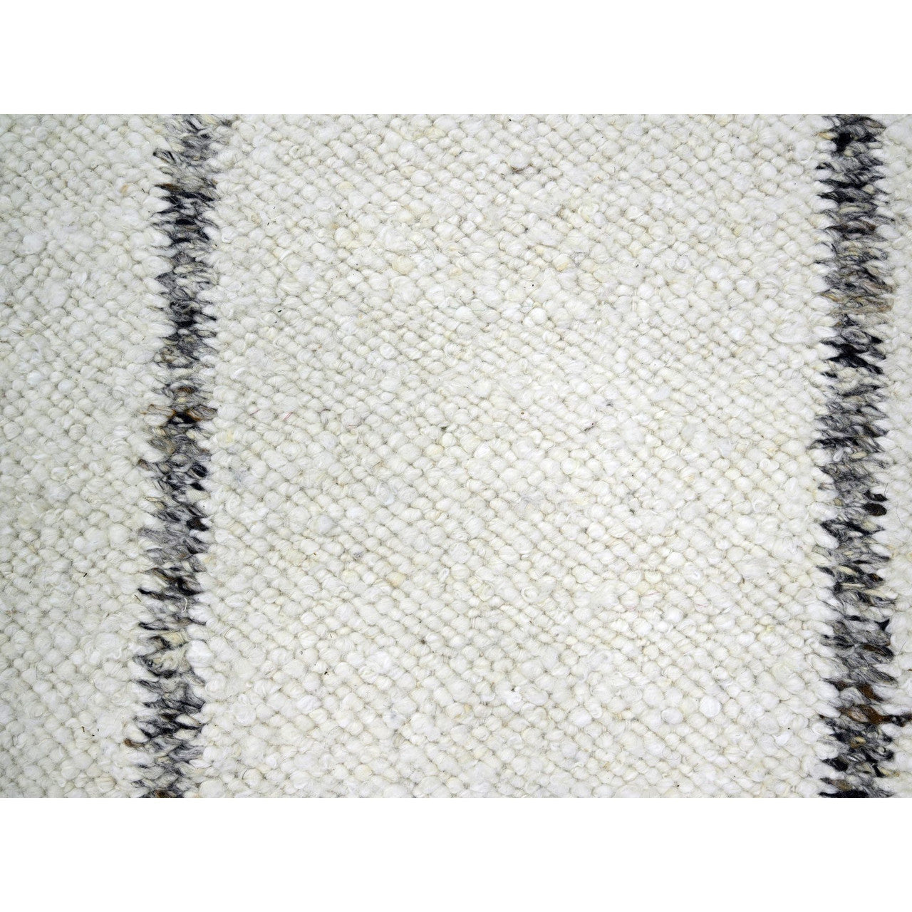 Ivory 8'2" x 10'2" Modern and Contemporary Hand knotted Wool Rug - Sku: O076217