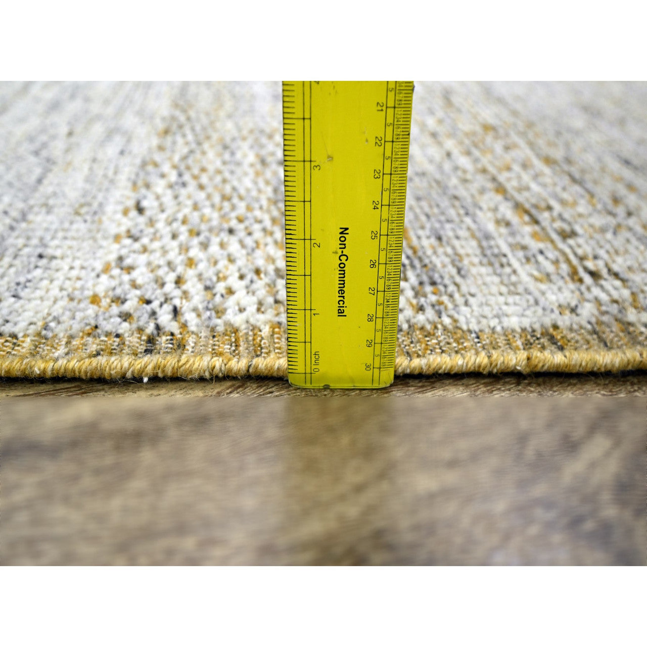 Ivory 2'8" x 8'2" Modern and Contemporary Hand knotted Wool Rug - Sku: O076275