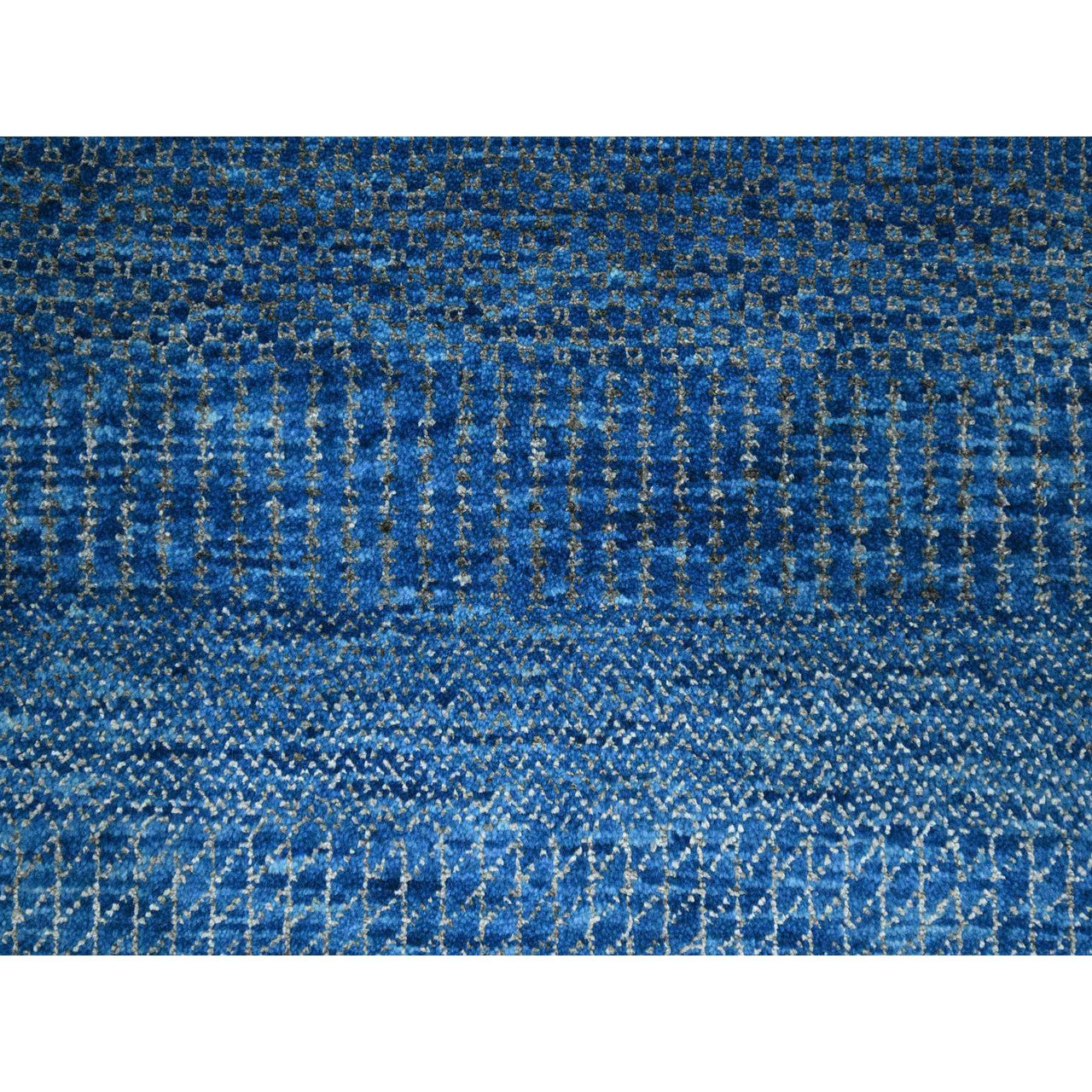Blue 9'0" x 11'11" Modern and Contemporary Hand knotted Wool/Silk Rug - Sku: O076322