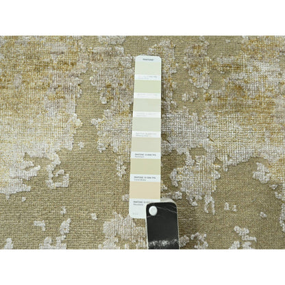 Modern and Contemporary Wool & Silk Hand Knotted Rug Ivory 2.6x19.0 -O076352