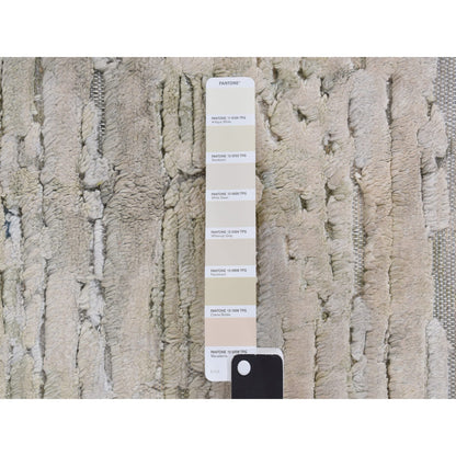 Modern and Contemporary Wool & Pure Silk Hand Knotted Rug Ivory No Border 2.0X2.0 -O078020