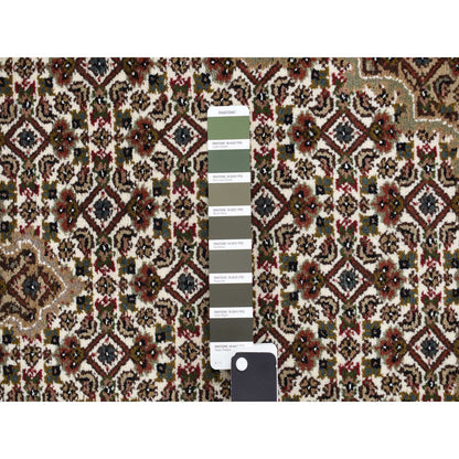 Fine Oriental Wool & Silk Hand Knotted Rug Ivory White 2.7X11.10 -O078068
