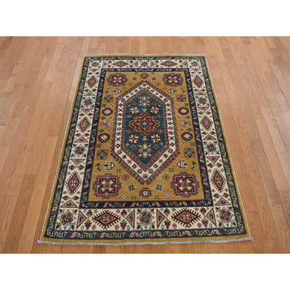 Kazak Wool Hand Knotted Rug Yellow White 4.0X5.7 -O078115