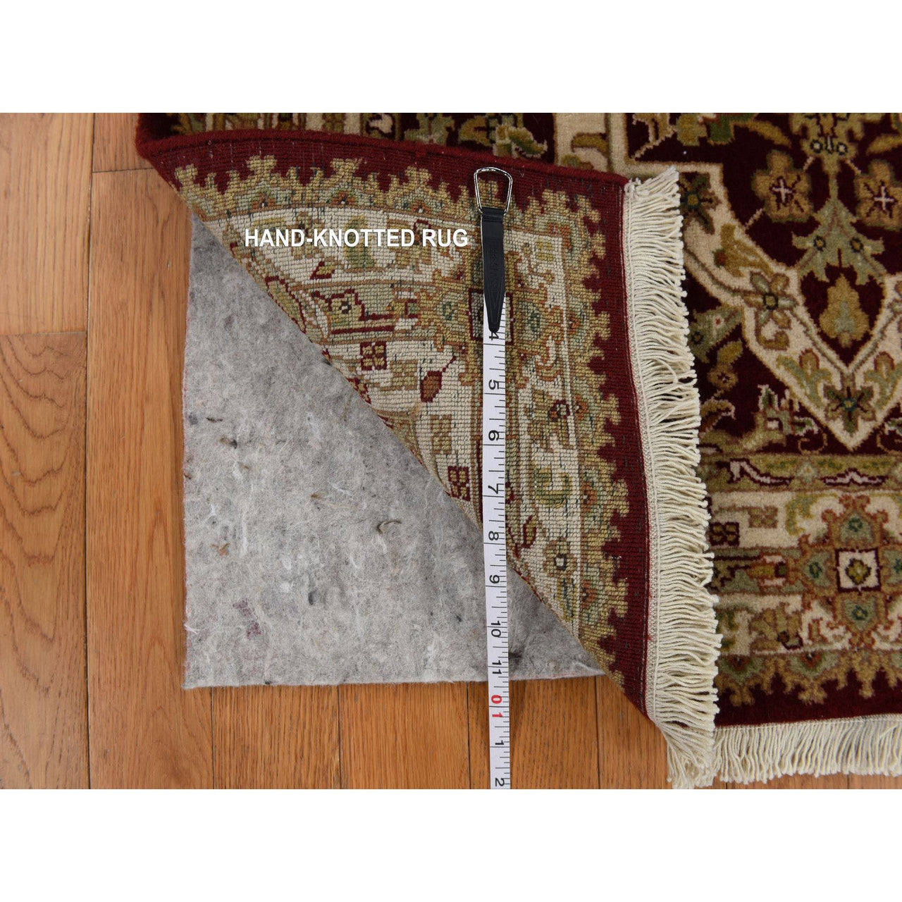 Red 3'1" x 5'0" Fine Oriental Hand knotted Wool Rug - Sku: O078365
