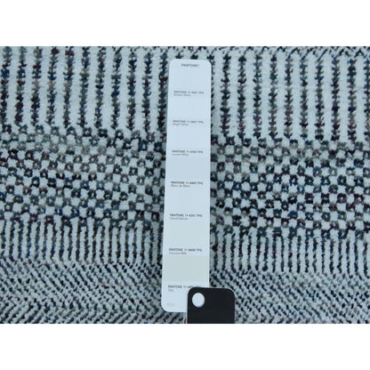 Modern and Contemporary Wool & Silk Hand Knotted Rug Ivory No Border 4.0X6.0 -O079246