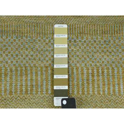Modern and Contemporary Wool & Silk Hand Knotted Rug Green No Border 5.0X5.0 -O079342
