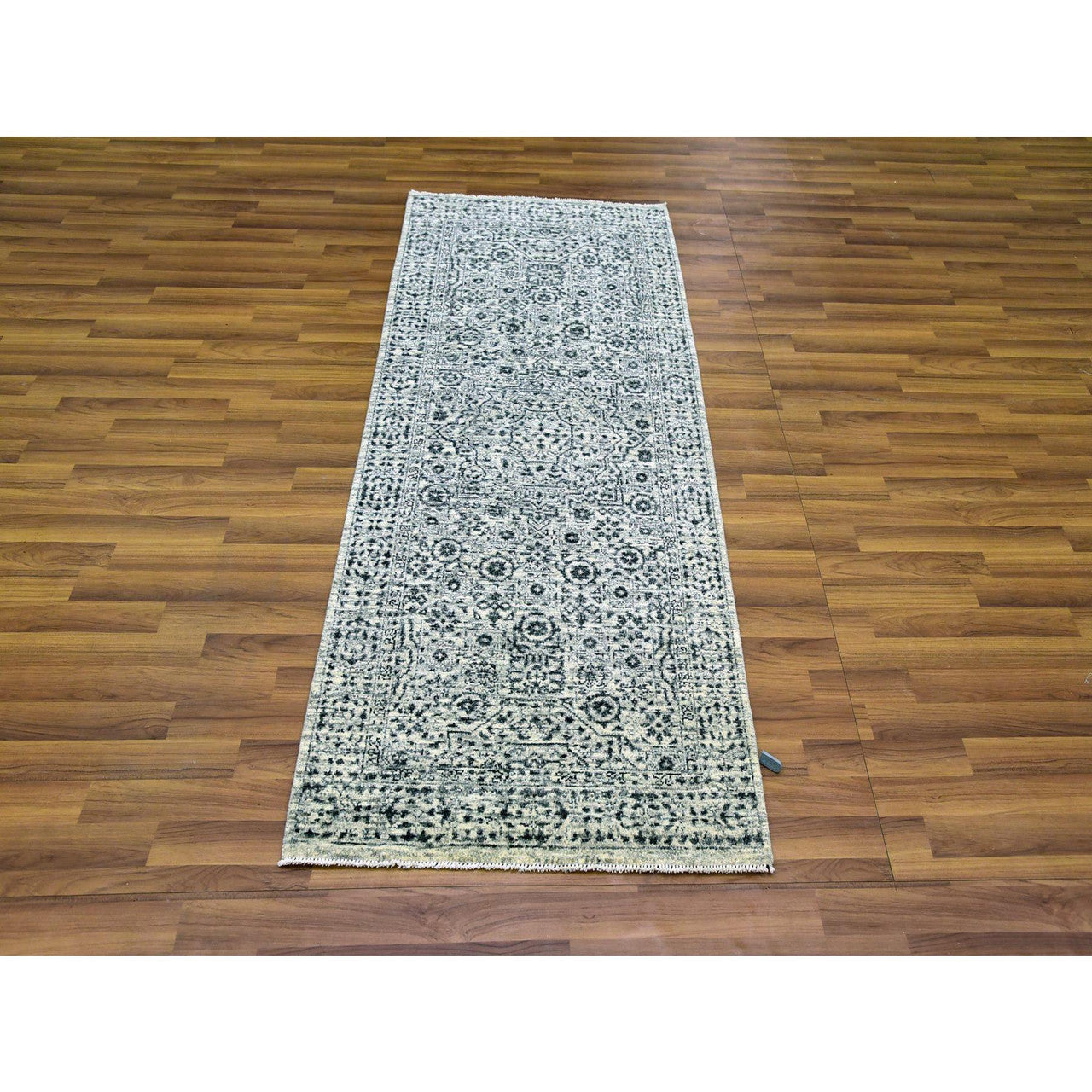 Ivory 2'6" x 6'0" Mamluk Hand knotted Wool Rug - Sku: O079501