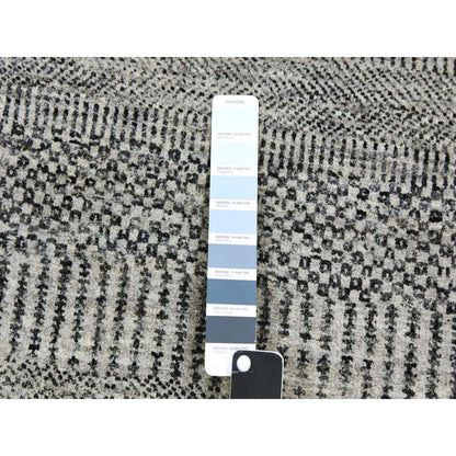 Modern and Contemporary Wool Hand Knotted Rug Grey No Border 4.9X4.10 -O079567