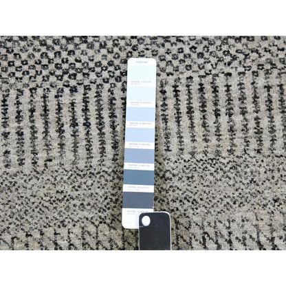 Modern and Contemporary Wool Hand Knotted Rug Grey No Border 4.2X6.1 -O079576