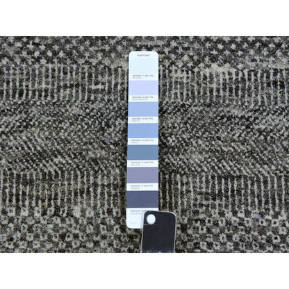 Modern and Contemporary Wool Hand Knotted Rug Grey No Border 5.11X6.1 -O079594