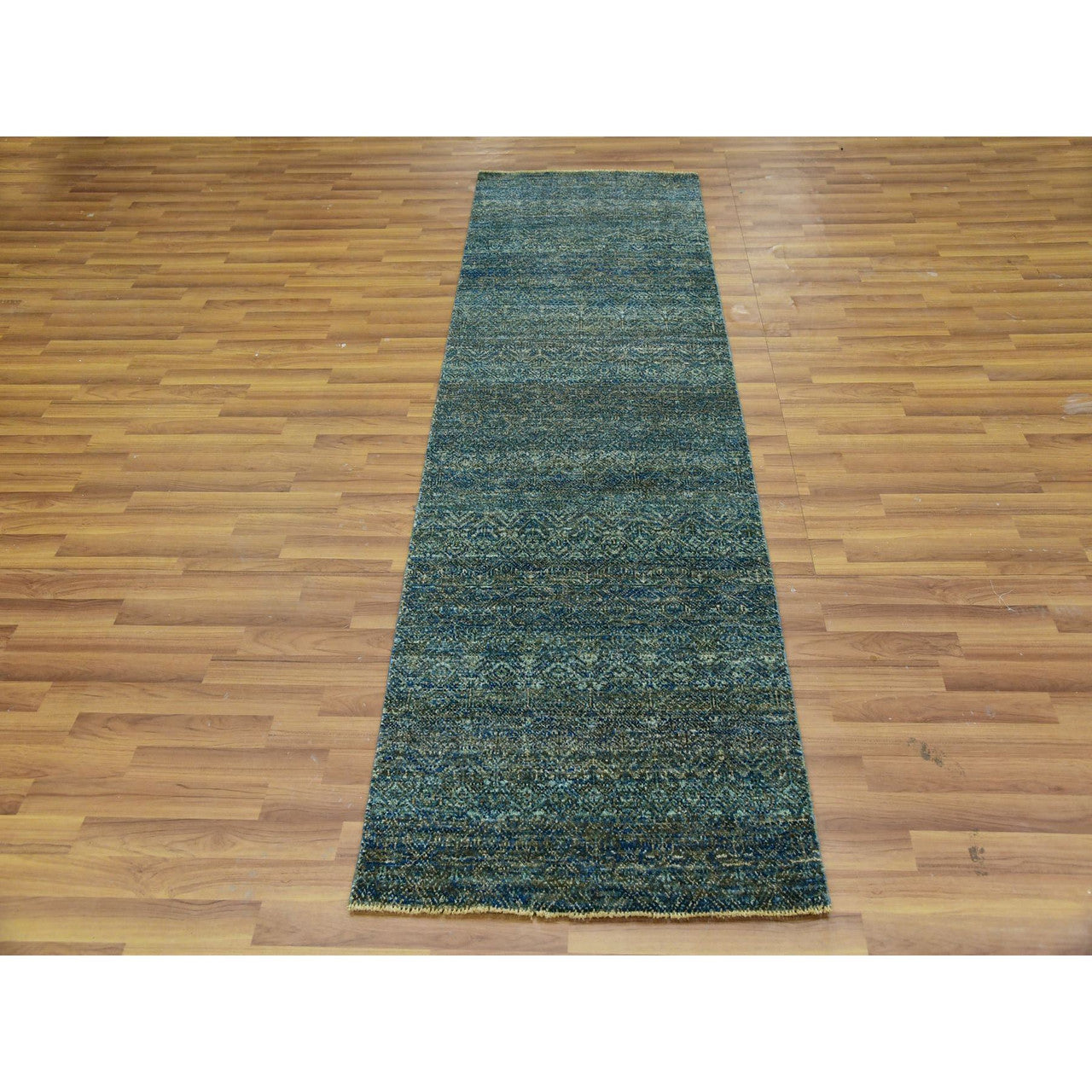 Modern and Contemporary Wool Hand Knotted Rug Green No Border 2.6X8.0 -O079670