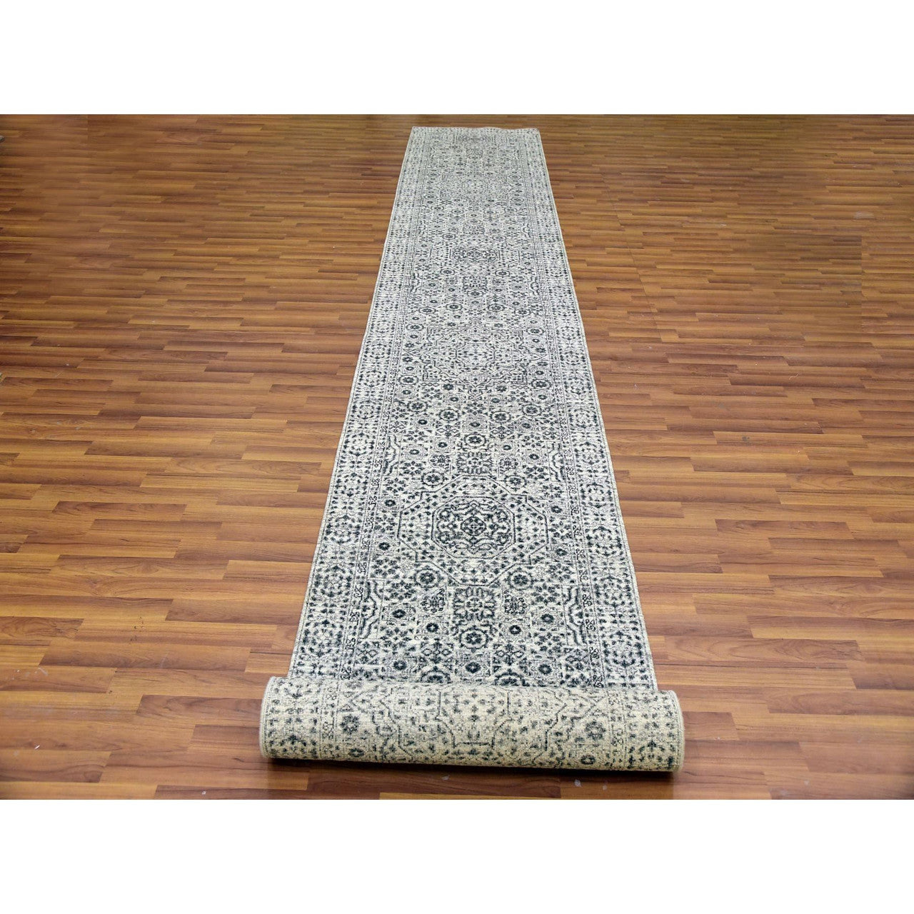 Ivory 2'10" x 18'0" Mamluk Hand knotted Wool Rug - Sku: O079689