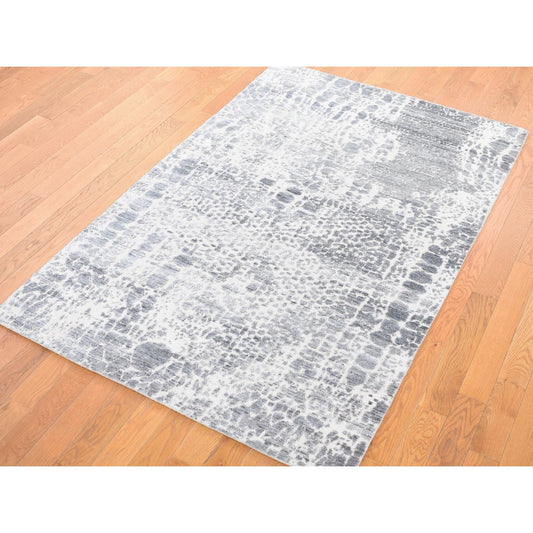 Modern and Contemporary Wool & Silk Hand Knotted Rug Ivory No Border 4.0X6.0 -O080077