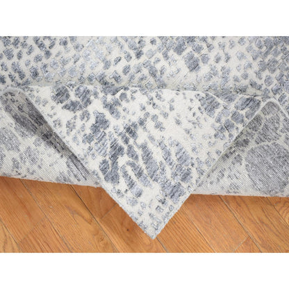 Modern and Contemporary Wool & Silk Hand Knotted Rug Ivory No Border 4.0X6.0 -O080077