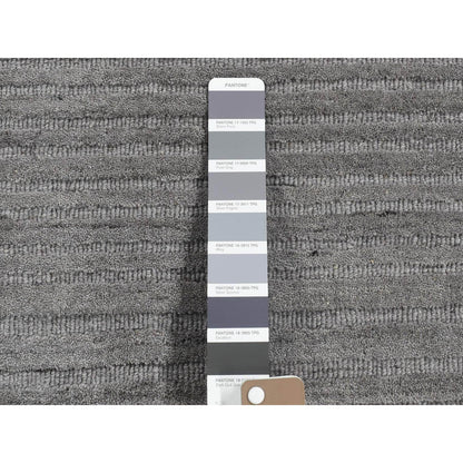 Modern and Contemporary Wool Hand Loomed Rug Grey No Border 2.0X2.0 -O080362