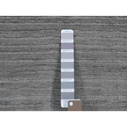 Modern and Contemporary Wool Hand Loomed Rug Grey No Border 2.0X2.1 -O080365