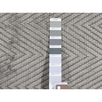 Modern and Contemporary Silk Hand Loomed Rug Beige No Border 2.0X3.1 -O080373