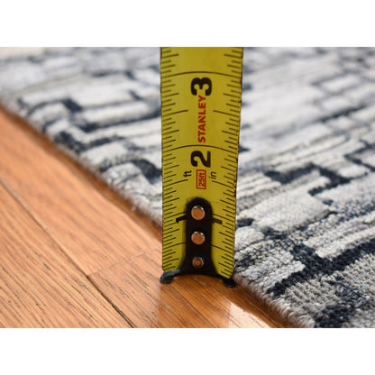 Modern and Contemporary Wool & Silk Hand Knotted Rug Grey No Border 2.0X2.0 -O080406