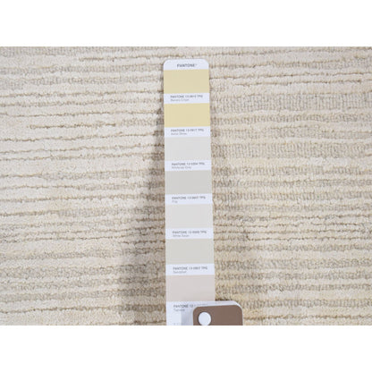 Modern and Contemporary Wool & Silk Hand Loomed Rug Ivory No Border 2.1X2.1 -O080418