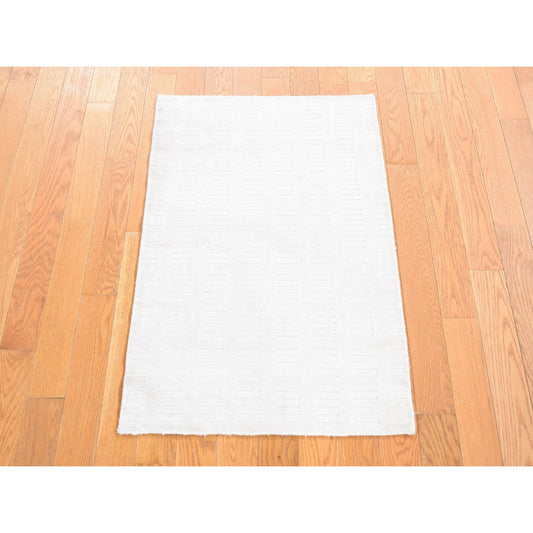 Modern and Contemporary Wool & Silk Hand Loomed Rug Ivory No Border 2.0X3.0 -O080431