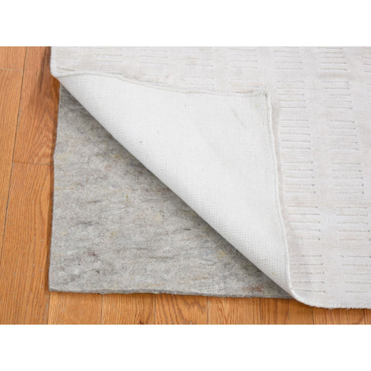 Modern and Contemporary Wool & Silk Hand Loomed Rug Ivory No Border 2.0X3.0 -O080431