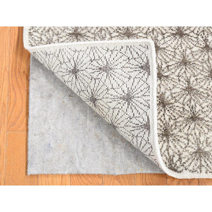 Modern and Contemporary Wool & Silk Hand Knotted Rug Ivory No Border 2.0X2.1 -O080608