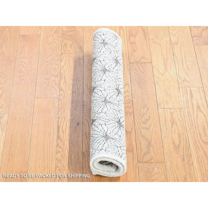 Modern and Contemporary Wool & Silk Hand Knotted Rug Ivory No Border 2.0X2.1 -O080608