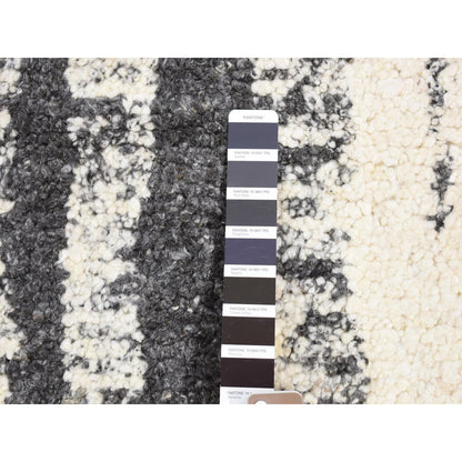 Modern and Contemporary Wool Hand Knotted Rug Black No Border 3.0X3.0 -O080754