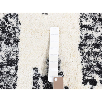 Modern and Contemporary Wool Hand Knotted Rug Black No Border 3.0X3.0 -O080756