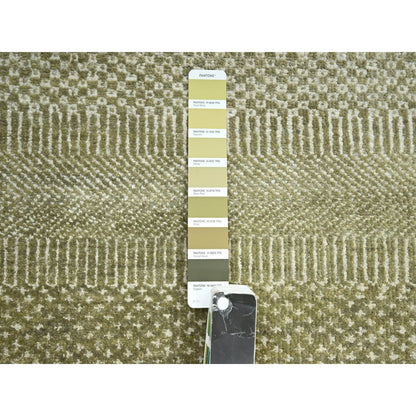 Modern and Contemporary Wool & Silk Hand Knotted Rug Brown 4.9x6.9 -O083216