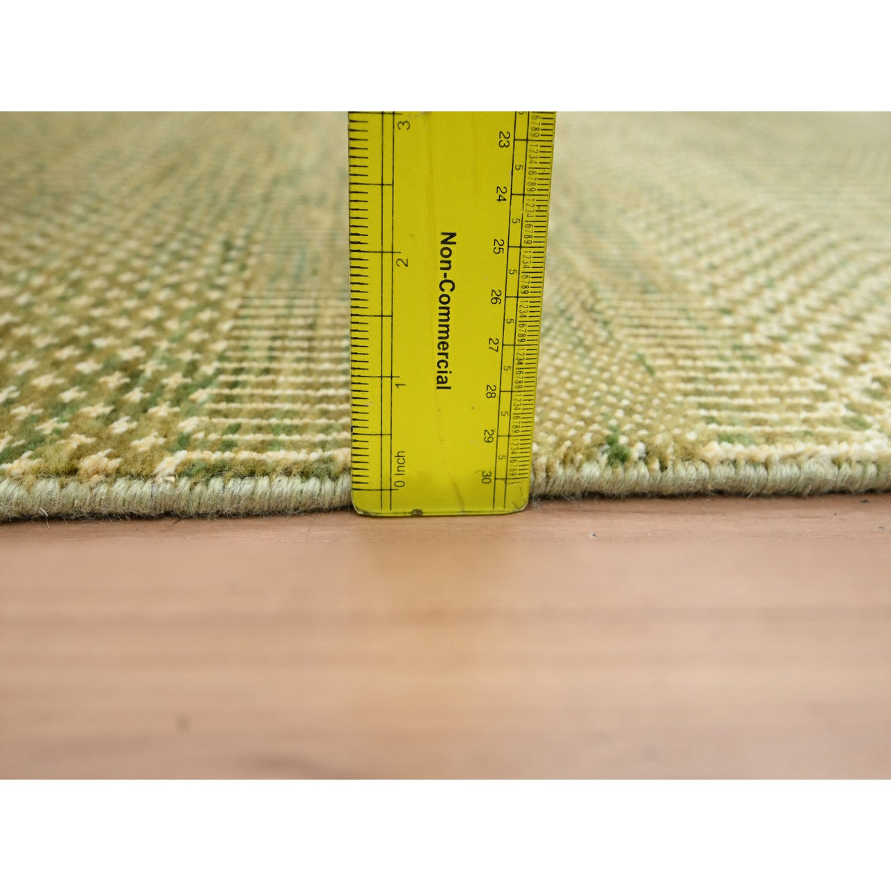 Brown 2'8" x 8'3" Modern and Contemporary Hand knotted Wool/Silk Rug - Sku: O083229