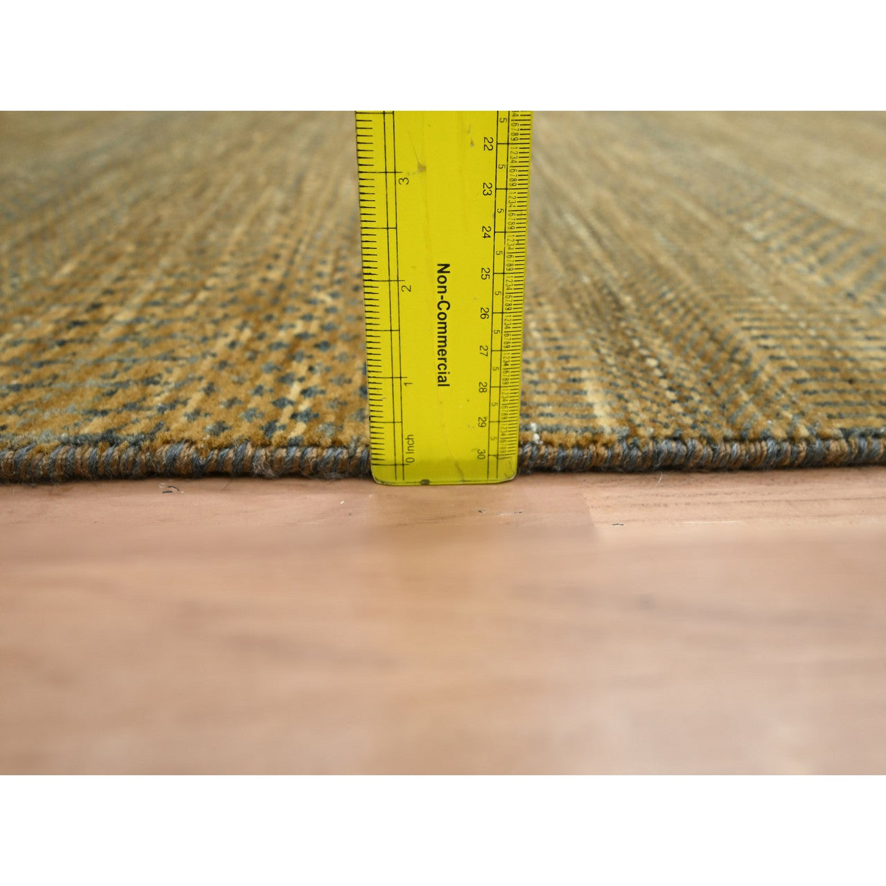 Brown 2'8" x 8'0" Modern and Contemporary Hand knotted Wool/Silk Rug - Sku: O083230